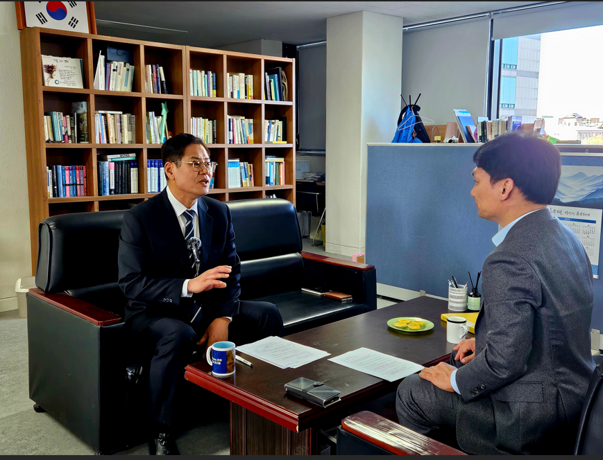 2025-11-06 23;47;50.PNG